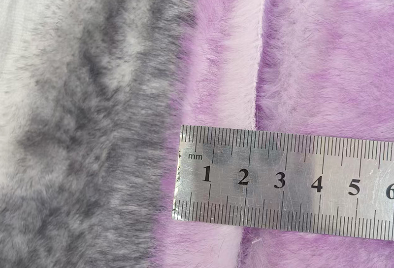 700g Förtjockad 165 cm regnbågsmink imiterad rävpälstyg lämplig för kappor/dockor/hemfiltar 700g Förtjockad 165 cm regnbågsmink imiterad rävpälstyg lämplig för kappor/dockor/hemfiltar